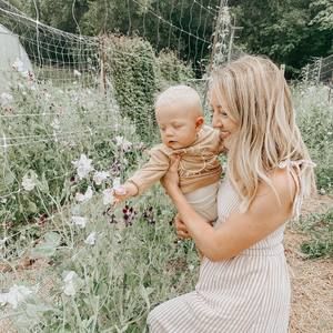 Meet your Posher, Laura